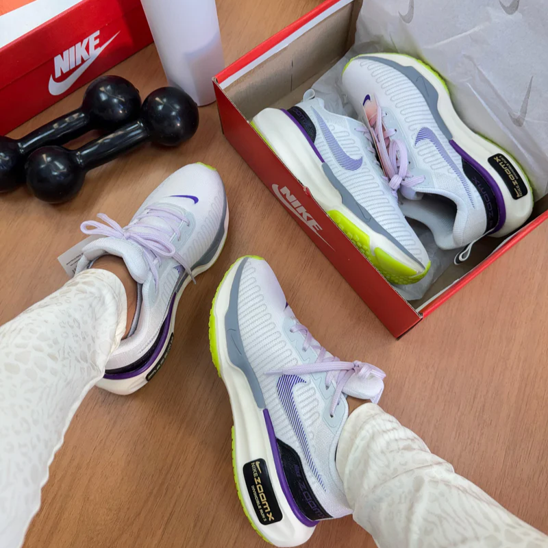 Invencible Run 3 White/Purple