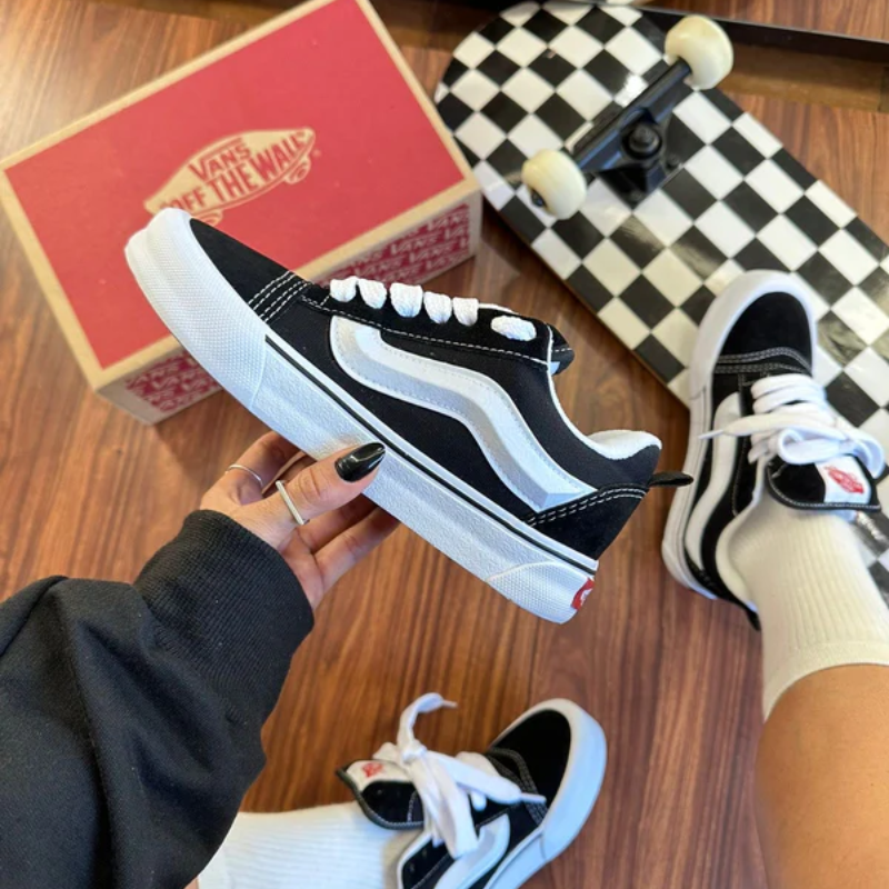 Vans KNU Preto