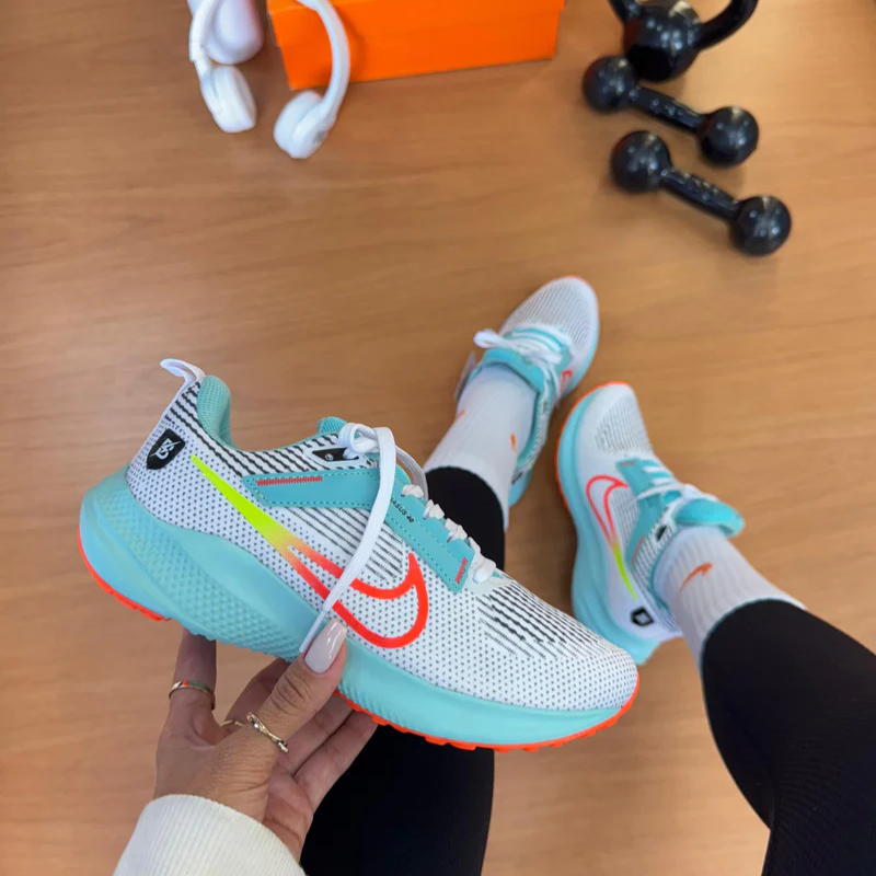 Pegasus 41 White/Blue