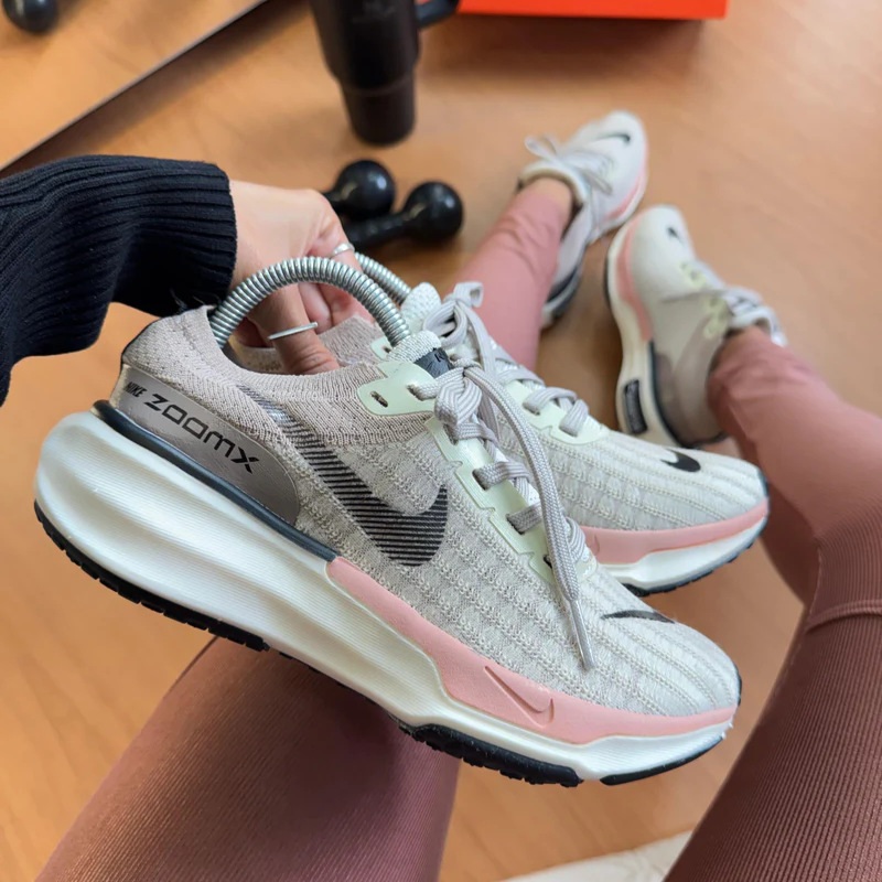 Nike Zoom Invincible Run Nude