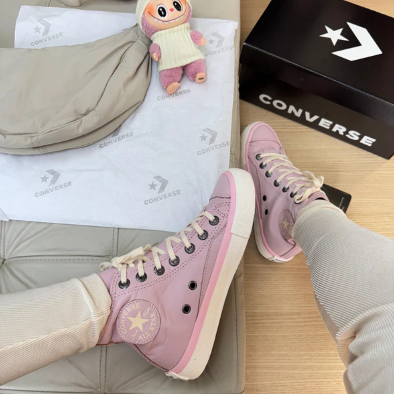 Chuck Taylor All Star Leather Rose