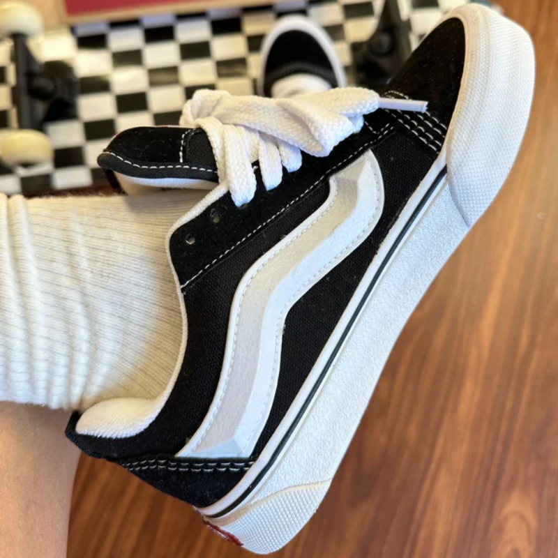 Vans KNU Preto