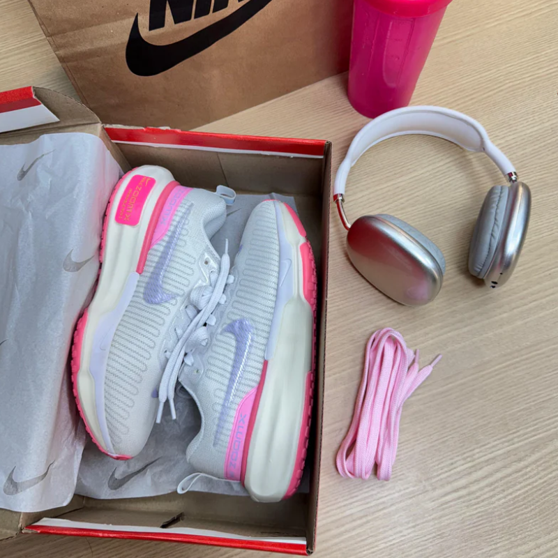 Nike Invincible Run White/Pink