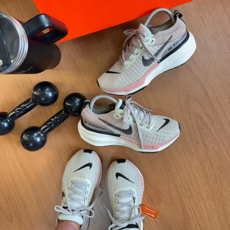 Nike Zoom Invincible Run Nude
