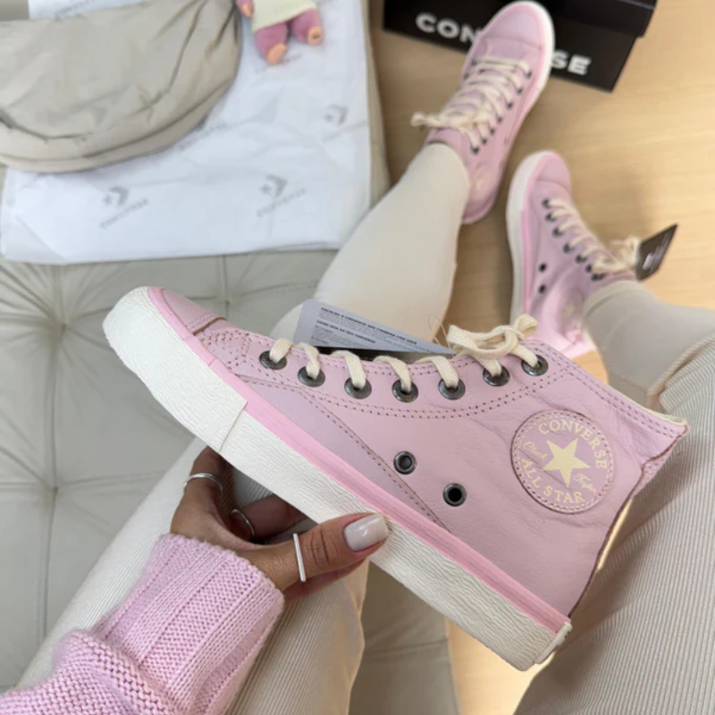 Chuck Taylor All Star Leather Rose