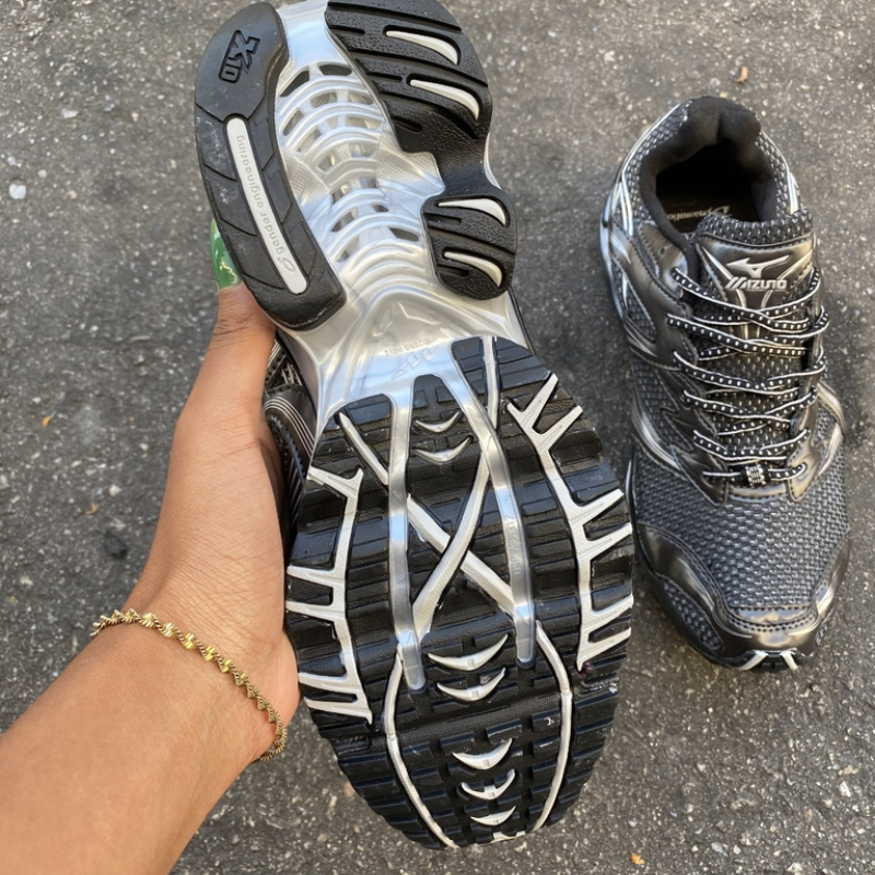 Wave Prophecy 1 Black & Silver