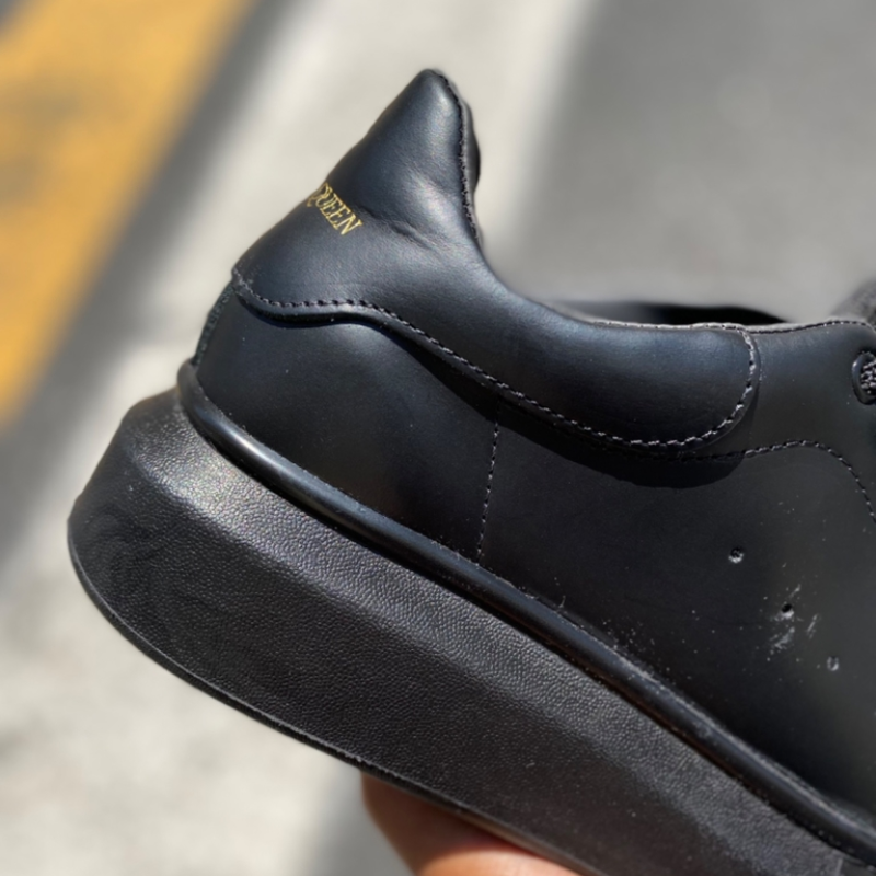 Alexander McQueen Black