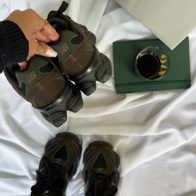 NB 9060 Brown e Green