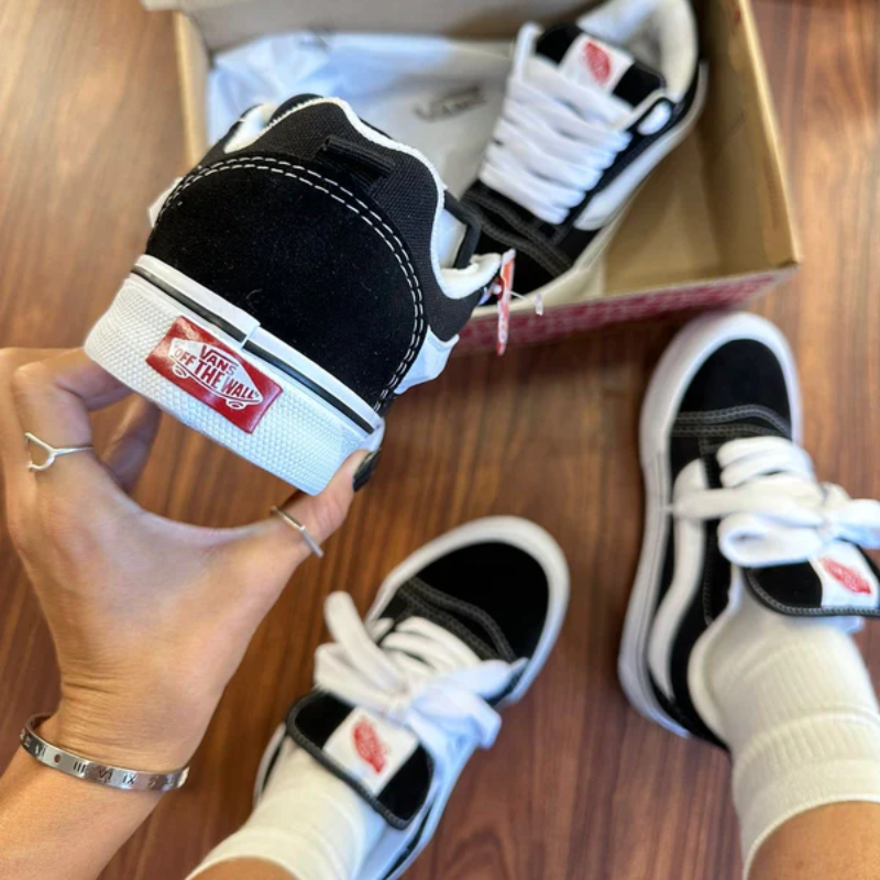 Vans KNU Preto