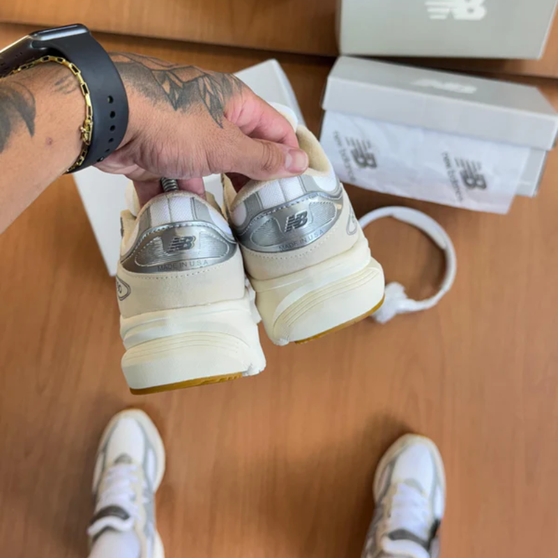 NB 990 White/Silver