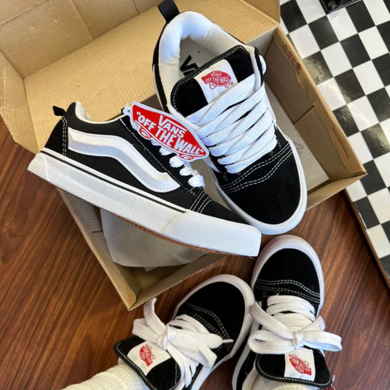 Vans KNU Preto