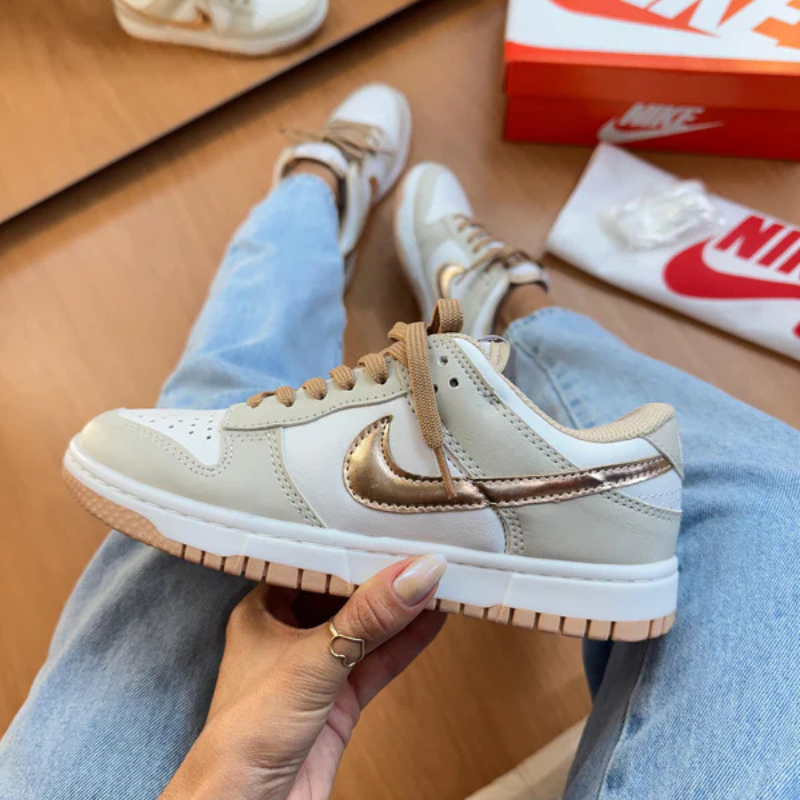 Dunk Low Off-Cobre