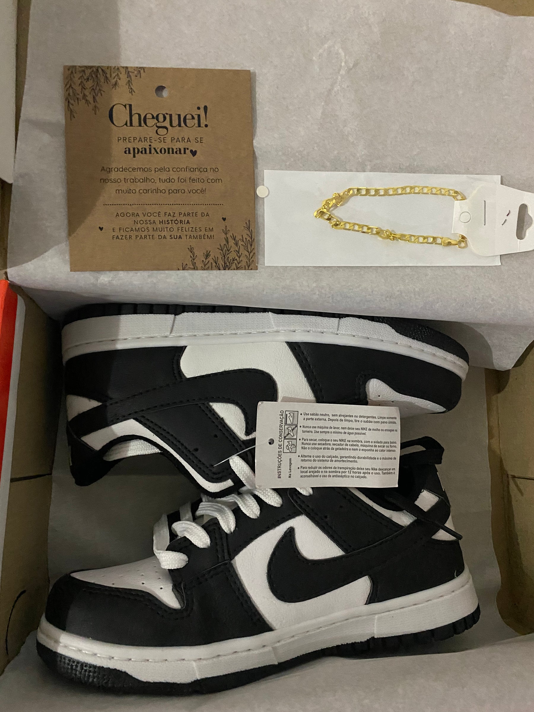 SB Dunk Low Panda
