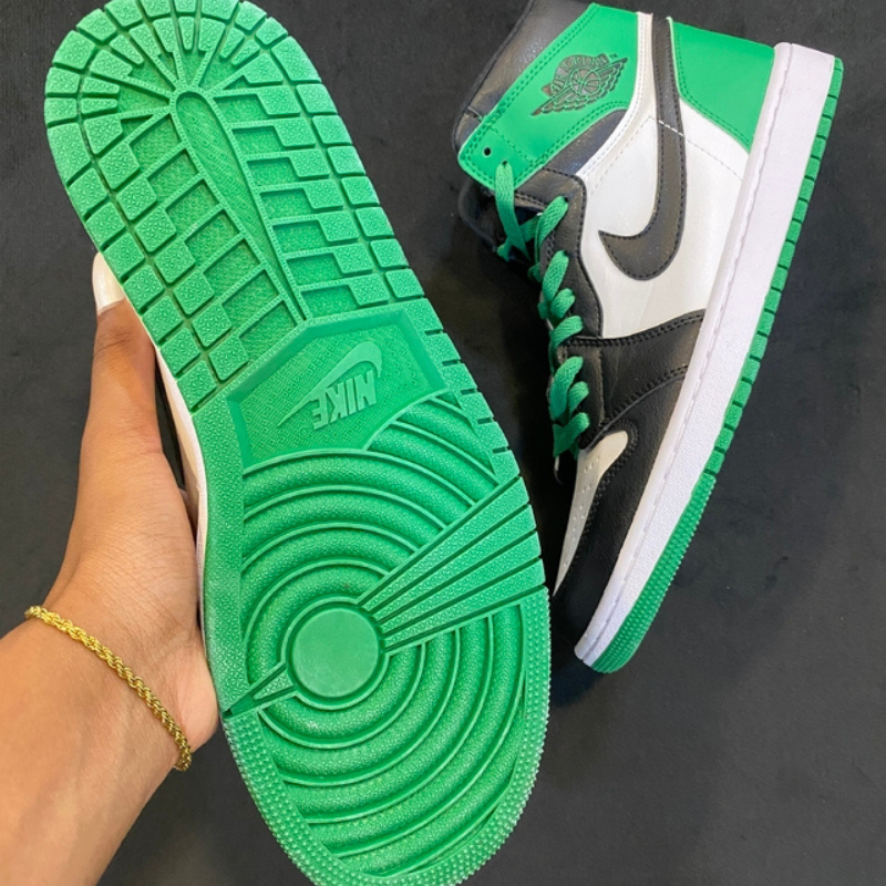 Air Jordan 1 Retro OG - "Lucky Green"