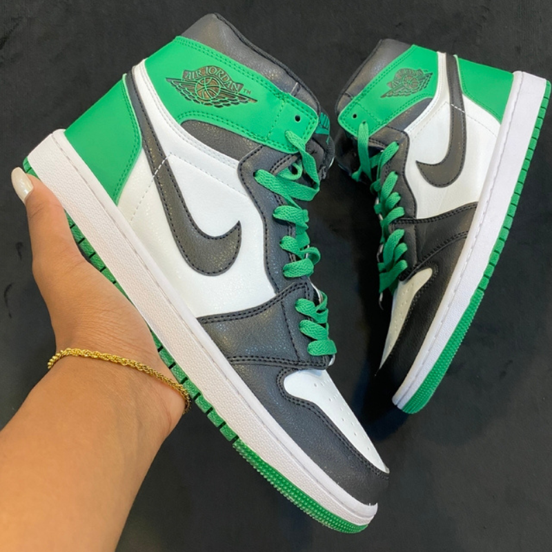 Air Jordan 1 Retro OG - "Lucky Green"