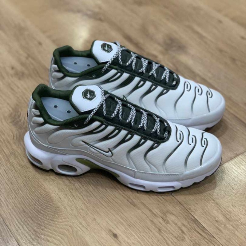 Air Max TN Plus White e Green