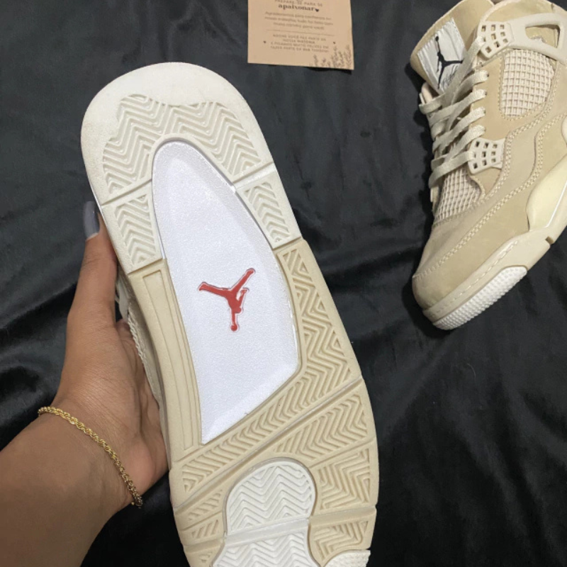 Jordan 4 Bege