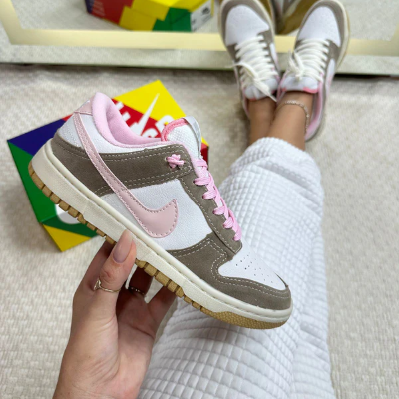 Dunk Low Baby Pink Camurça