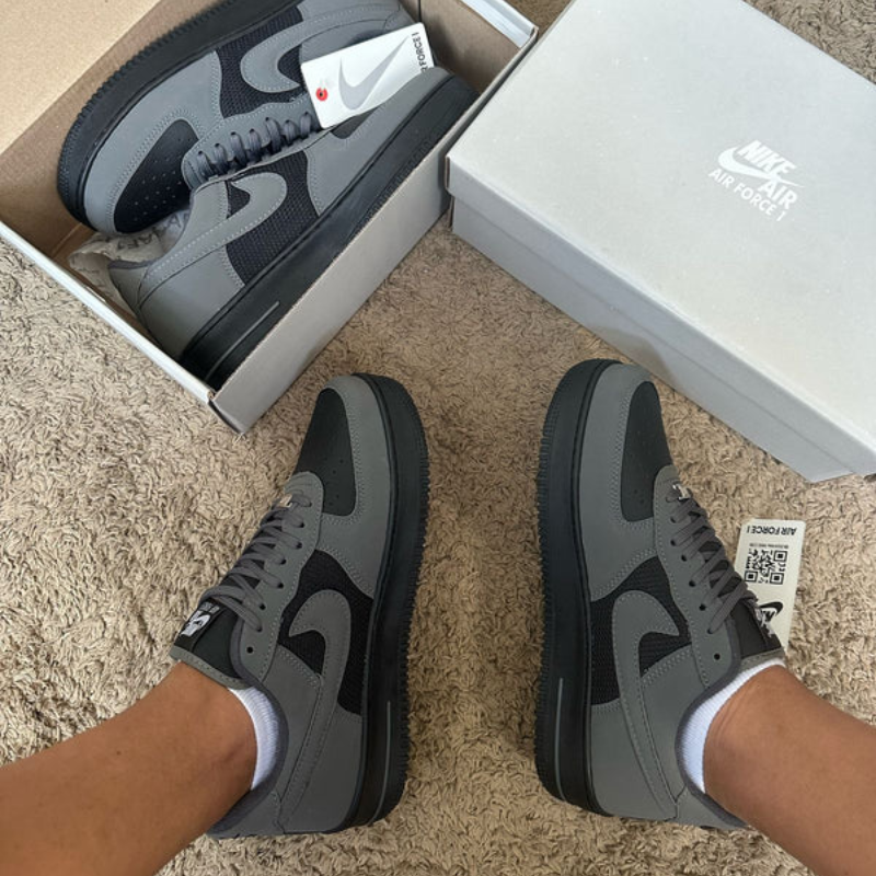 Air Force Black/Grafite