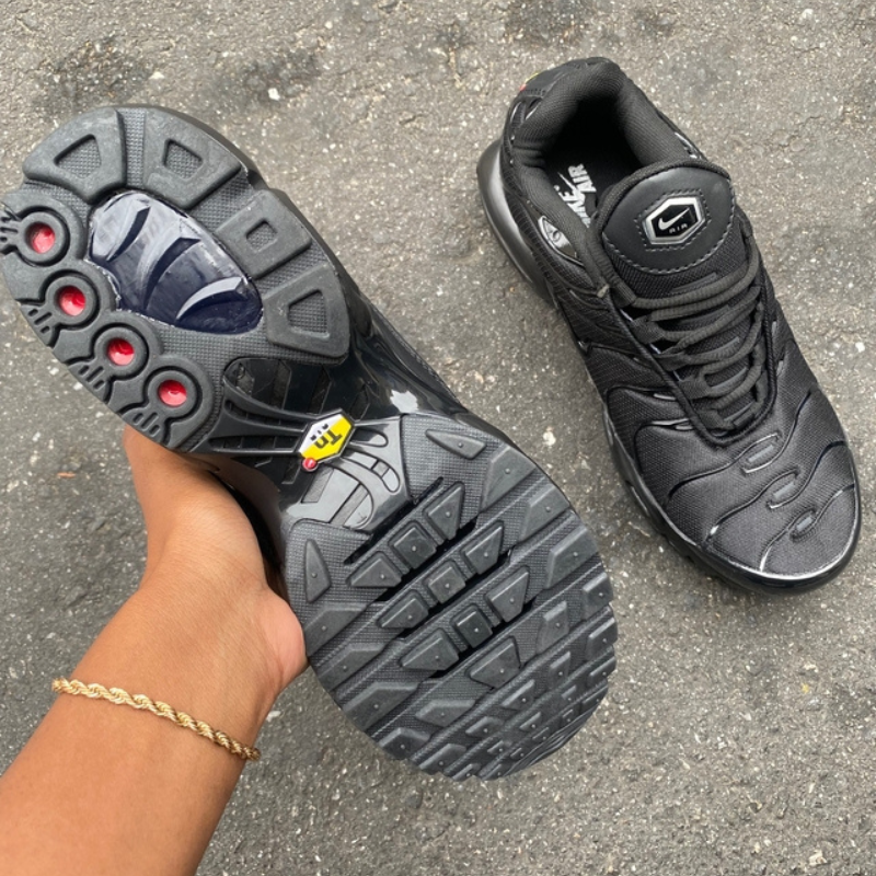 A Cold Wall x Air Max TN Plus Black