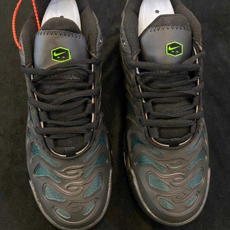 Air Max Plus Drift TN "Black Volt"