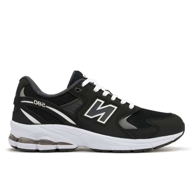 NB 530 Black and White