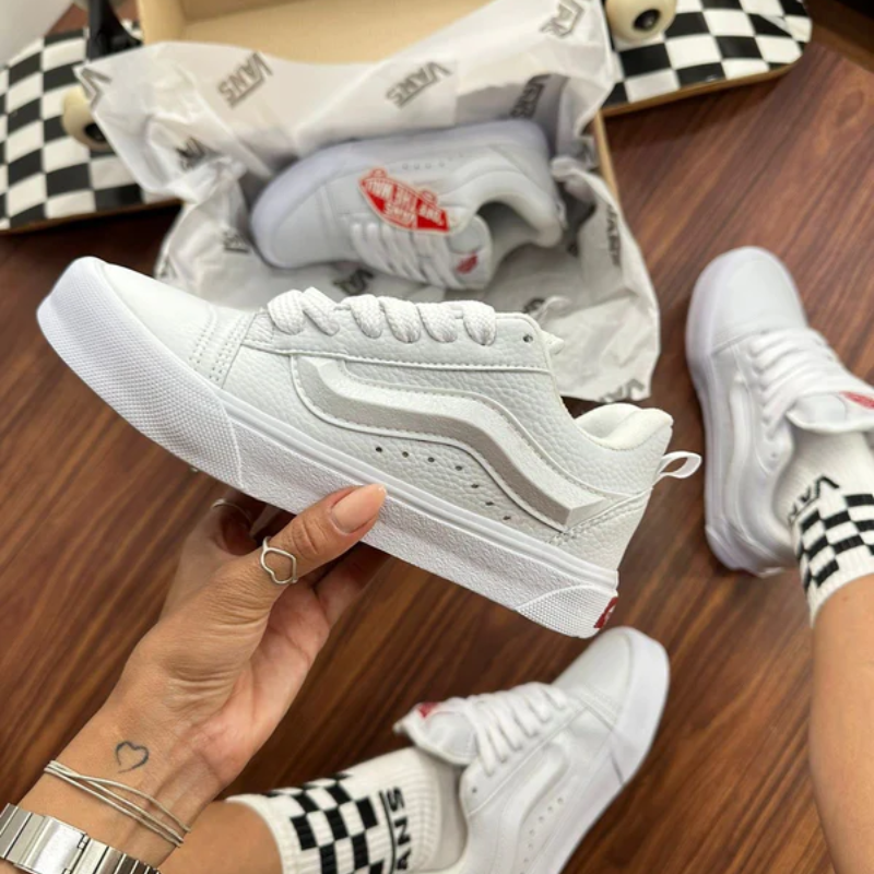 Vans KNU Full White