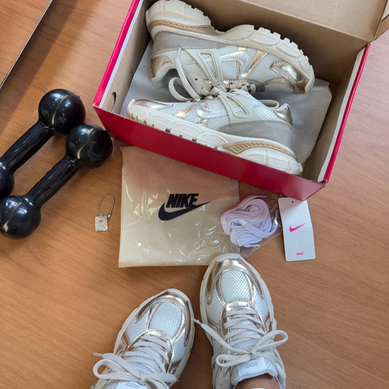 Nike Driwer Off/Gold