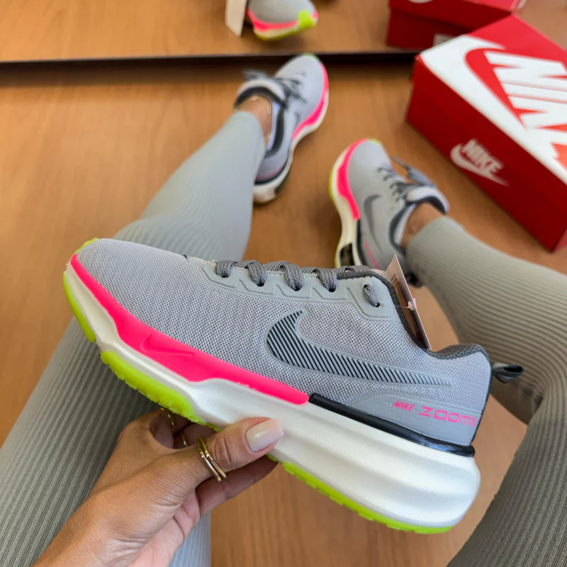 Invencible Run 3 Gray/Pink