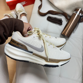 Nike Invincible Run Off/Café