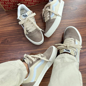 Vans KNU Bege