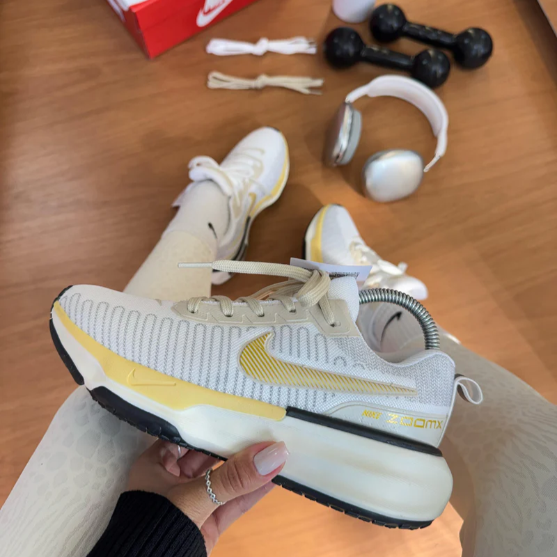Invencible Run 3 White/Yellow