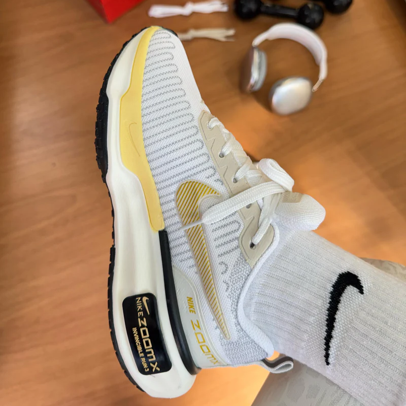 Invencible Run 3 White/Yellow