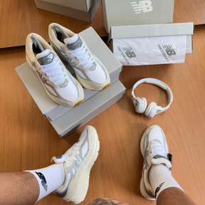 NB 990 White/Silver