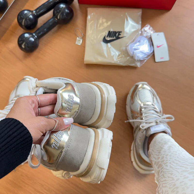 Nike Driwer Off/Gold