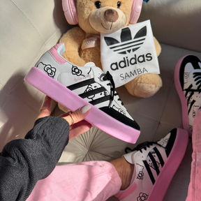 Tênis Adidas Samba Hello Kitty