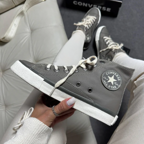 Chuck Taylor All Star Leather Graphite