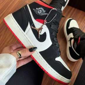 Air Jordan 1 High Chicago