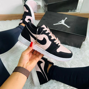 Air Jordan Dark & Pink