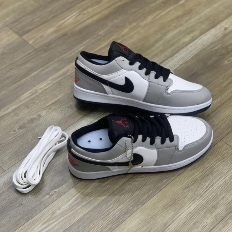 Air Jordan Low Light Smoke