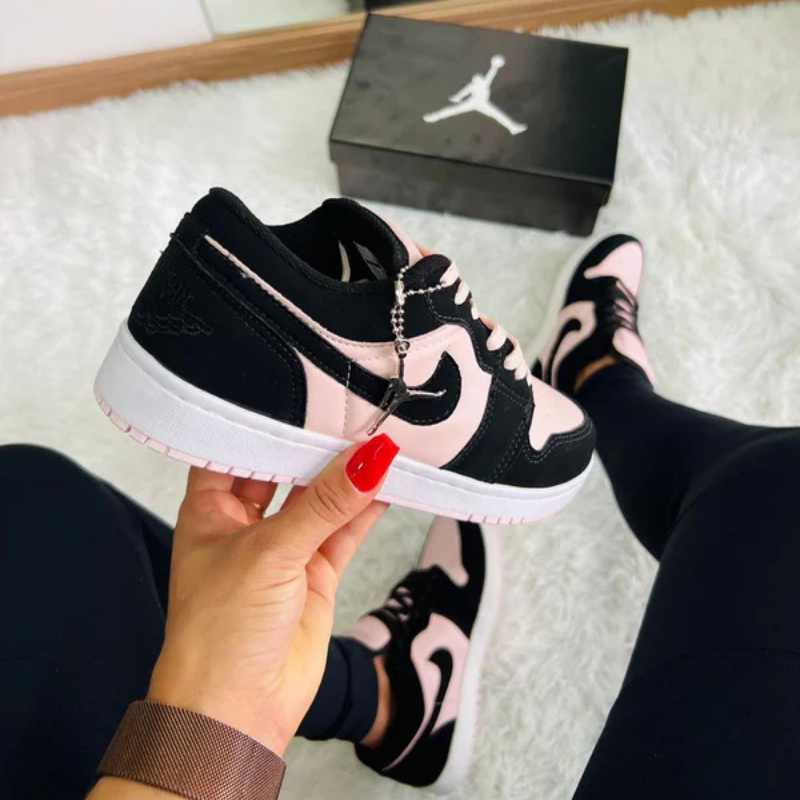 Air Jordan Dark & Pink