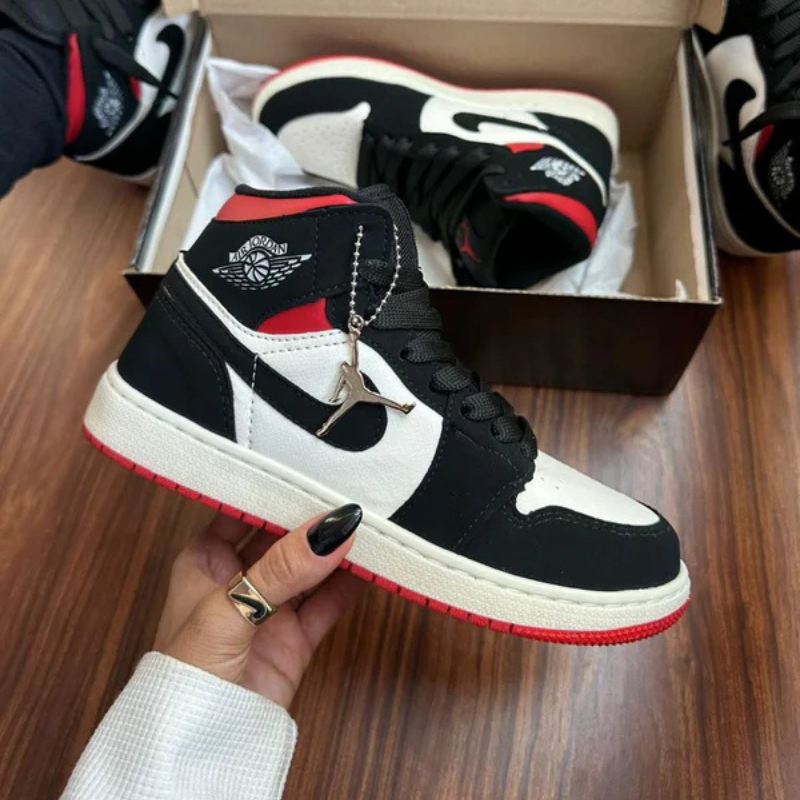 Air Jordan 1 High Chicago
