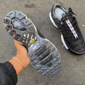 Air Max TN Plus Black & White
