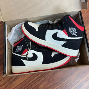 Air Jordan 1 High Chicago