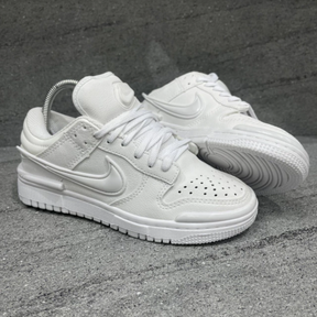 SB Dunk Low Twist White