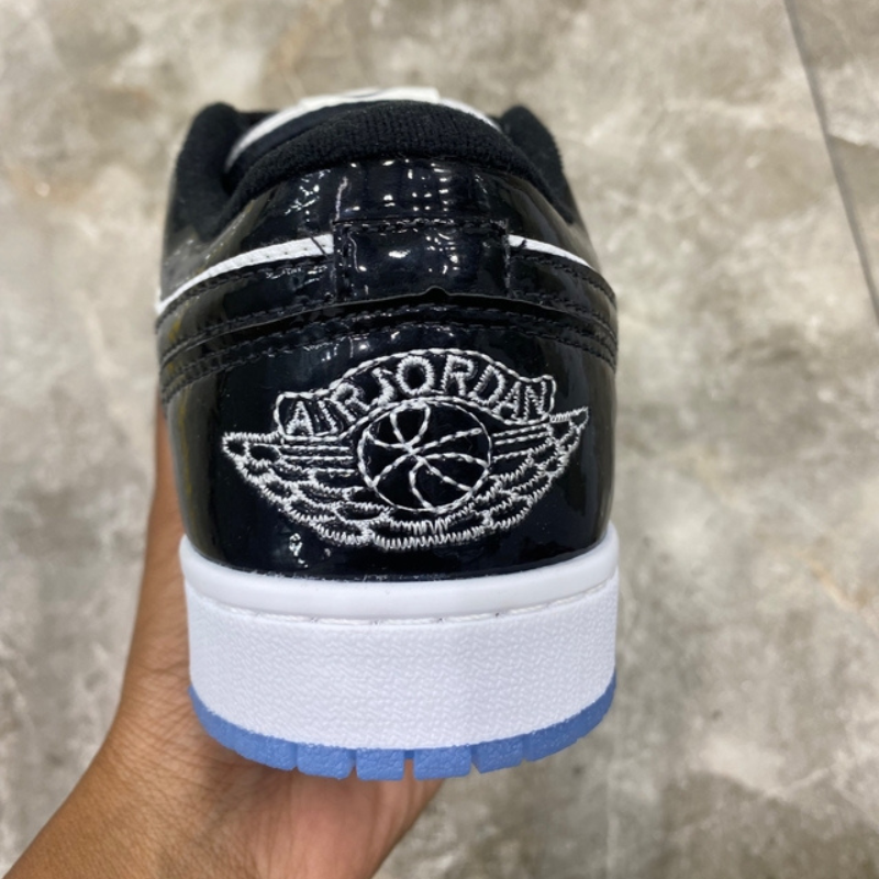 Air Jordan Low White & Black Sparkling