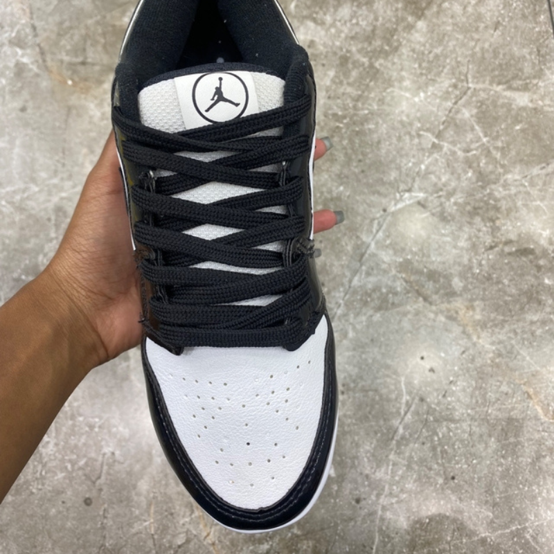Air Jordan Low White & Black Sparkling