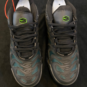 Air Max Plus Drift TN "Black Volt"